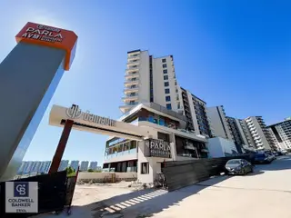 Gamador Parla A Blok'ta Göl Manzaralı Teraslı 1+1 Satılık Daire