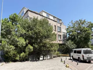 Odak'tan Yoğurtçu Parkı Karşısı 1.kat