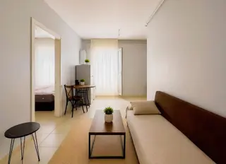 Yatırım Fırsatı!!eşyalı-kiracılı Şafak Caddesinde Daire