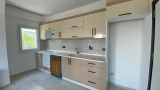 Bodrum Mumcularda Geniş Balkonlu Ferah Kullanım Alanına Sahip 2+1 Eşyasız Kiralık Daire