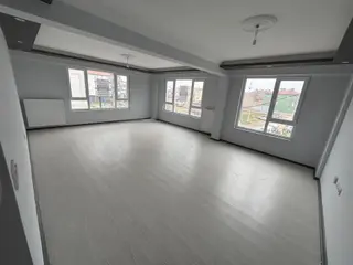 Estorıa'dan Sınırsız Kredili İskanlı Ö.garajlı Arakat Köşe Daire