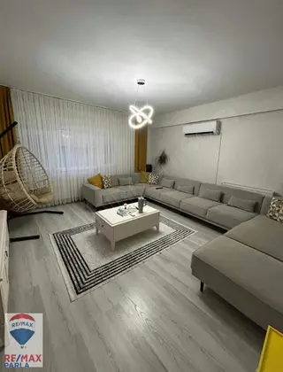 Gazi Caddesi Alt Sokakta | Krediye Uygun | 4+1 Satılık Daire
