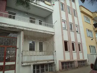 Osmangazi Çekirge'de Dolmuşa Yakın 3+1 Kiralık Daire