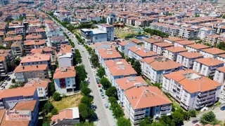 Bahçelievlerde Asuvaya Yakın, Site İçerisinde 3+1 Satılık Daire