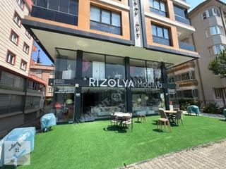 540m2 Tramvaya Cephe Mobilya Dükkanı