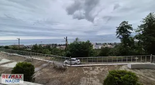 Remax Teyyaredüzü Turkuaz Evlerinde Deniz Manzaralı 3+1 Satılık