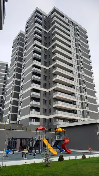 Vatan'dan Kocalar Bulvar Ankara'da Muhteşem Cephe 4.5+1 Kiralık!