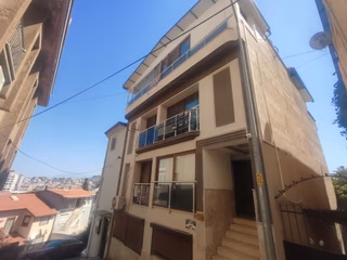 Korutürk Mahallesi'nde Yatırım Fırsatı!!!5 Katlı Genç Bina 2 Daire Fiyatına