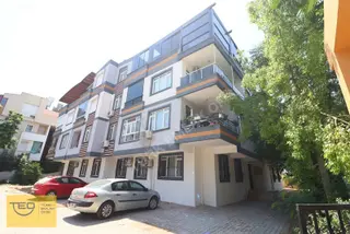 Türk Emlak Ofisinden Güzeloba Mahallesinde Satılık 3+1 Daire