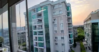 Buca Yenigün'de 3 Cepheli, Kış Bahçeli 2+1 Satılık Daire