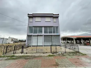 Osmangazi'de Geniş Cepheli / 150 M² Asma Katlı Kiralık Dükkan