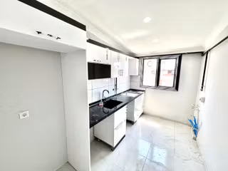 Nest Emlak'tan Fevziçakmak Mh 2+1 100m2 K.otoparklı Lüx Daire...