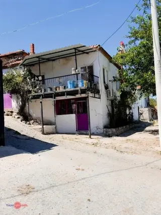 Köy Hayatına Hazır Mısınız? Ev + Bakkal + Hayvancılık Alanı