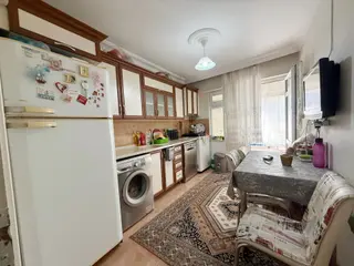 Fatih Emlak Tan 2 Kat 2+1 Krediye Uygun Merkez Cami Yakını