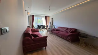 Beylikdüzü Kavaklı Site İçerisinde Kiralık Daire