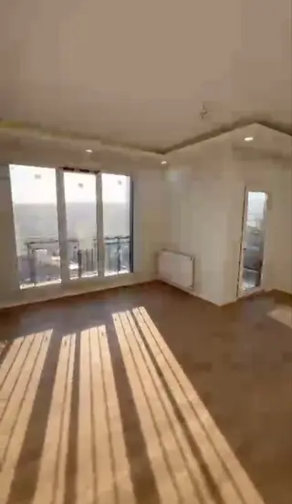 Beylikdüzü Sahil Mahallesi'nde Satılık Dubleks Daire