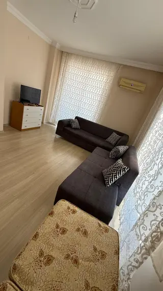 Kültürde 2+1 Eşyalı Arakatta Temiz Ferah Kiralık Daire