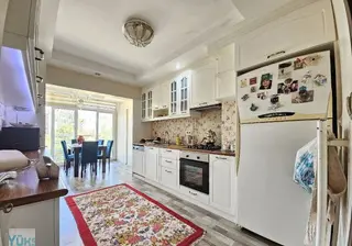 Deniz Mehmetçik'te Askeriyeye Komşu Foruma Yürüme Mesafesinde 3+1 Eşyalı Arakat Kiralık Daire