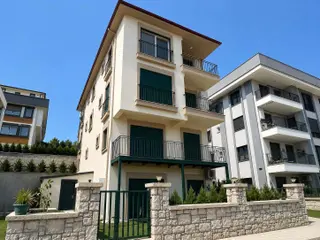 Çolakibrahimde Önü Açık Kapanmaz 2+1 Şık Ve Kaliteli Daire