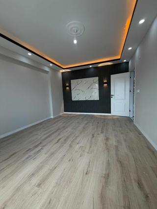 Kapaklı Yuvam Mahallesinde 2+1 Ara Kat Lüks Daire