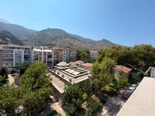 Kırmızı Köprü Cvr Önü Açık Uygun Fiyatlı Teraslı Satılık