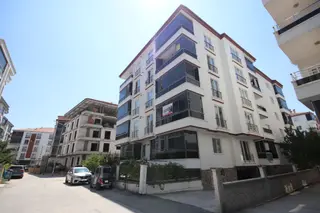 Paşacık Mahallesinde (merkezi Konumda) Kiralık 3+1 Daire