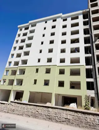 Yenidoğan Mah//yatay Mimari//konumu Mükemmel 2.5+1 Sıfır Daire
