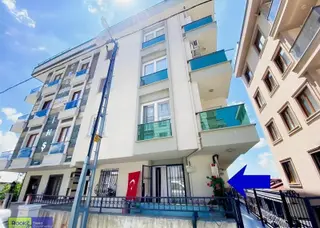 Sancaktepe Safa Mahallesi 140m2 4+1 Krediye Uygun Satılık Daire