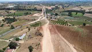 Eşme Denizli Yolu Üzeri Satılık 4160 M2 Bağ & Tarla