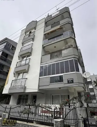 Kale'den Panoramik Manzaralı Şehir Merkezinde Kiralık 4+1