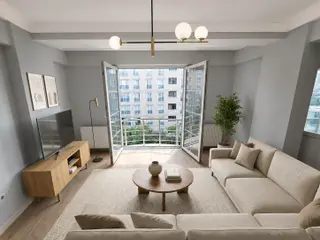 Gazıosmanpaşa Sarıgöl’de Satılık Doğu Cepheli 4+1 | 2 Banyo | Balkon | Teras
