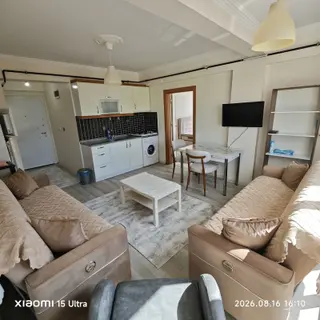 Akademi Sitesi Eşyalı Balkonlu 1+1 Daire