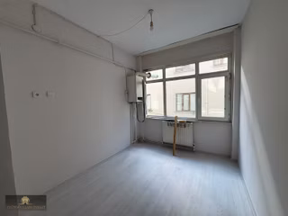 B.paşa Muratpaşa Mah. Kamil Cd. Üzerinde 1+1 50 M2 Kiralık Daire