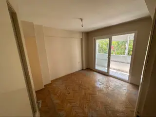 Sahibinden Karşıyaka Lise Karşısı Köşe Daire