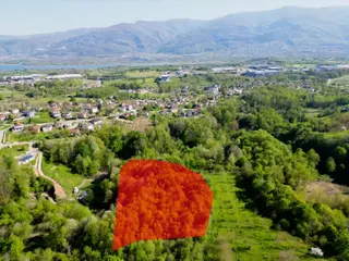 Kartepe Uzuntarla'da 5.521 M²yatırımlık, Ağaçlarla Çevrili Tarla