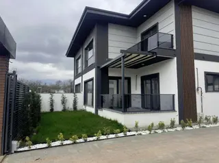 Kartepe Sarımeşe'de Site İçi Lüks 4+1 Villa