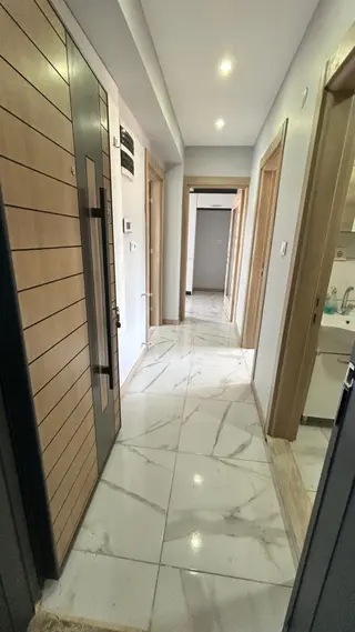 Torbalı İnönü Mahallesi 1+1 Balkonlu Kapalı Mutfaklı Müstakil Bina İçinde Kiralık Daire