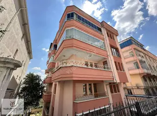 Şehitlik'te Bahçe Katı 2+1 Daire