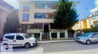 Körfez Mimar Sinanda Merkezi Konumda 3+1 Ara Kat Daire