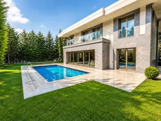 Elit Ve Butik Sitede_ Müstakil Havuzlu_ Asansörlü_trıplex Villa