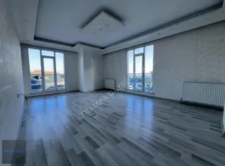 Habibler Sümbüller Sitesi'nde 3+1 | 130 M² | 4. Kat |