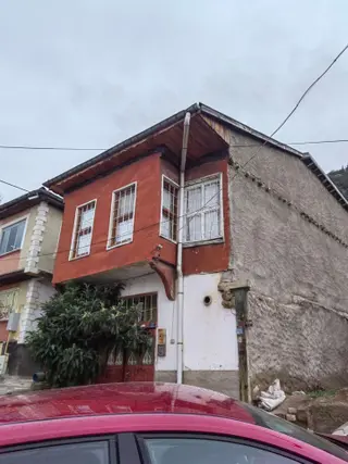 Nasreddin Emlaktan Seydi Mahmut Hayrani Karşısı Satılık Müstakil