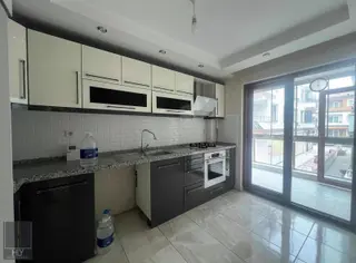 Hly Gayrimenkulden Şehir Hast.karşısı 1+1 Ayrı Mutfaklı Kiralık