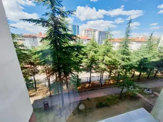 Serhat Mahallesinde Site İçinde Kiralık 3+1