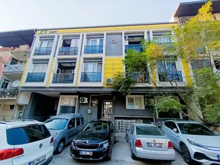 Bornova Ege Üniversitesi Ve Forum Yakını Eşyalık Kiralık 1+1
