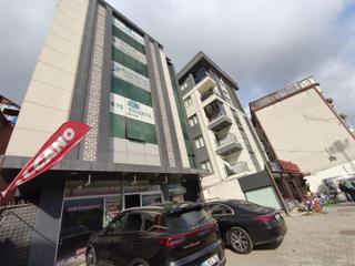 Sultanbeyli Merkezde Metroya Komşu Kiralık Dükkân & Mağaza