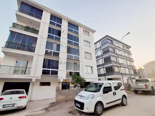 Yzg'den Emek'te 3 Cephe Çift Balkon Asansörlü Gerah 135m 3+1