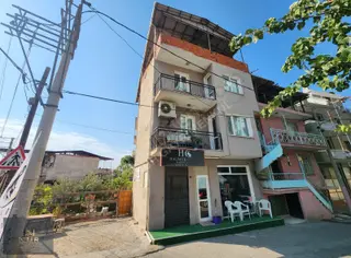 Bayraklı Çiçek Mh Cadde Üzeri Satılık Bina Dublex Ev,dükkan,depo