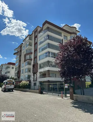 Bağlıca'da 140 M² Kiralık 3+1 Daire