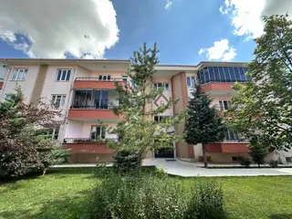 Remax Dem'den Yavuz Selim Mahallesinde 4+1 Kiralık Daire